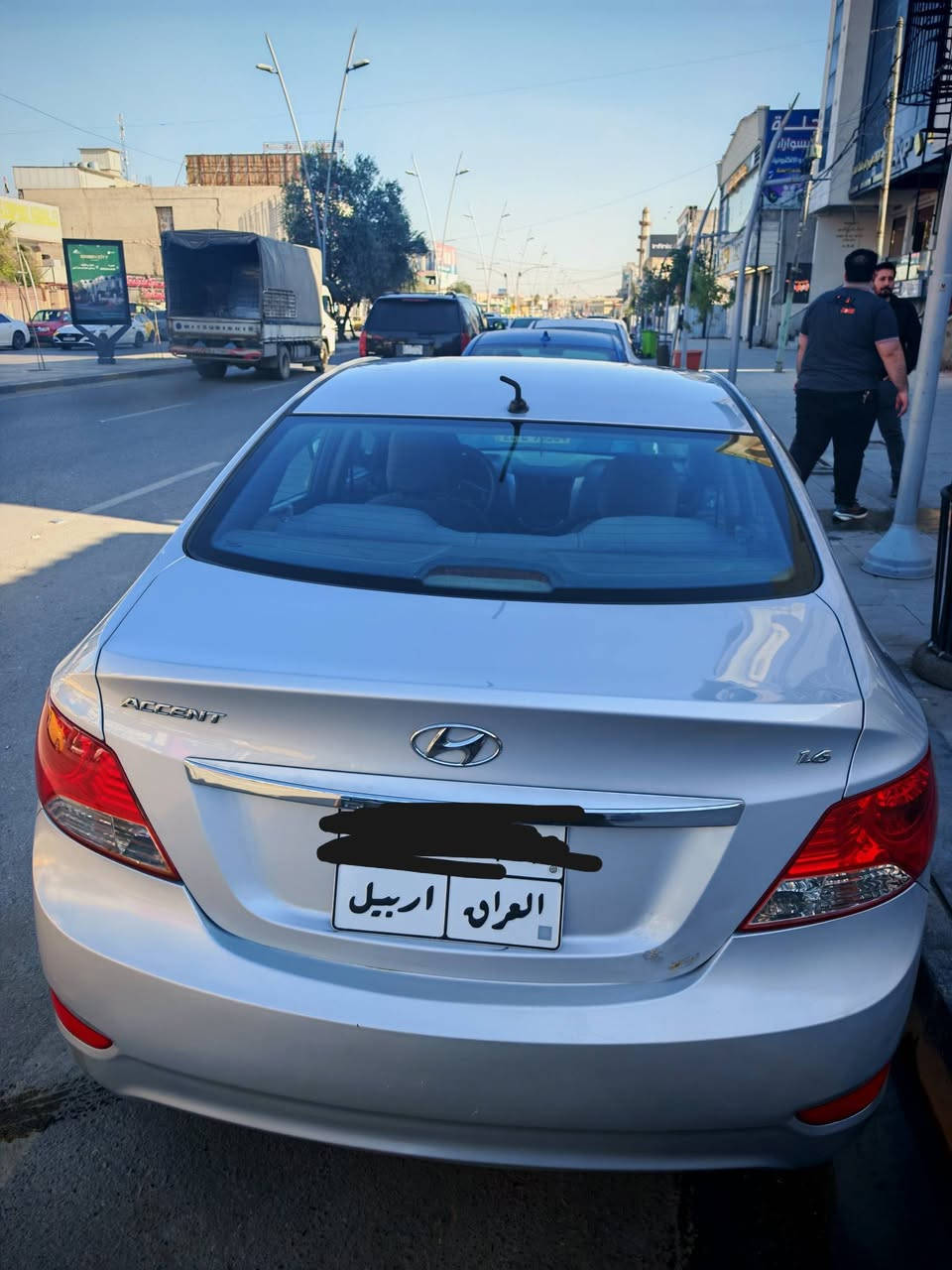 سياره أكسنت موديل 2017
محرك وكير شرط 
تبريد فول
تحكمات ستيرن صوت فقط
صبغ دعاميات وبارد بل بنيد شبر
خليجي  محرك 16  كير AT
ماشيه 180 الف KM
سنويه وهزه ساقطه
سعر 115 وبيها مجال بسيط 
***********
