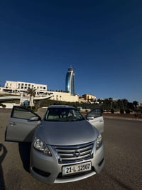 سێنترا ٢٠١٥ مەکينە١٦ بەشەرتی گێرومەکينە هيچی پێوە نيە ويلو تايەی لۆکی ...