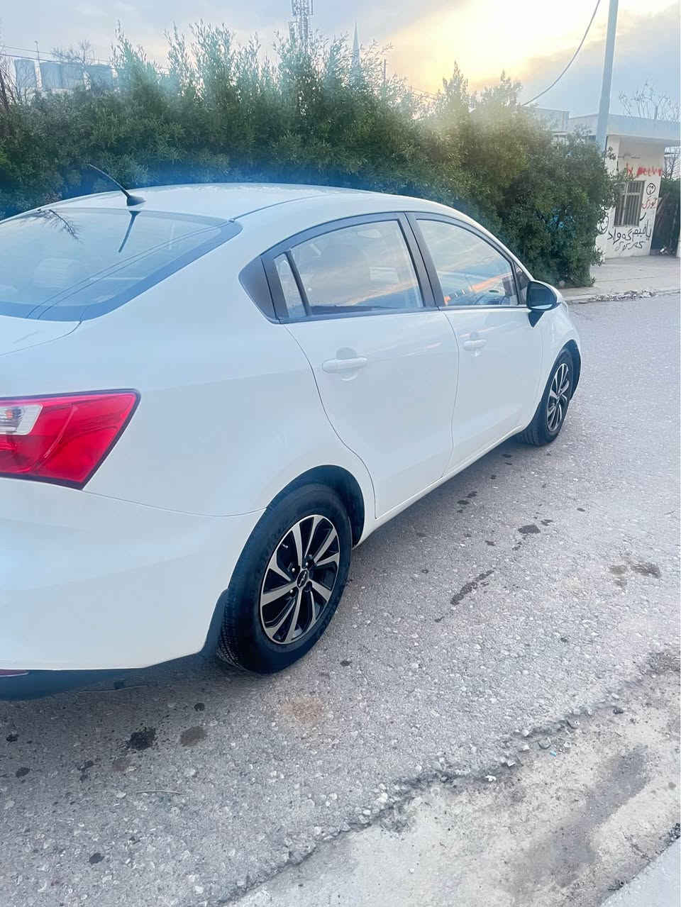 کیا ریۆ 2017  خەلیجیە سەیارەکە بێ بۆیاخە بەس دوو جی سەرتە کوتیی هەیە نرخی ١٠٣ وەرقە و ماجالە  ژمارەی موبایل ***********_***********_ Singapore
