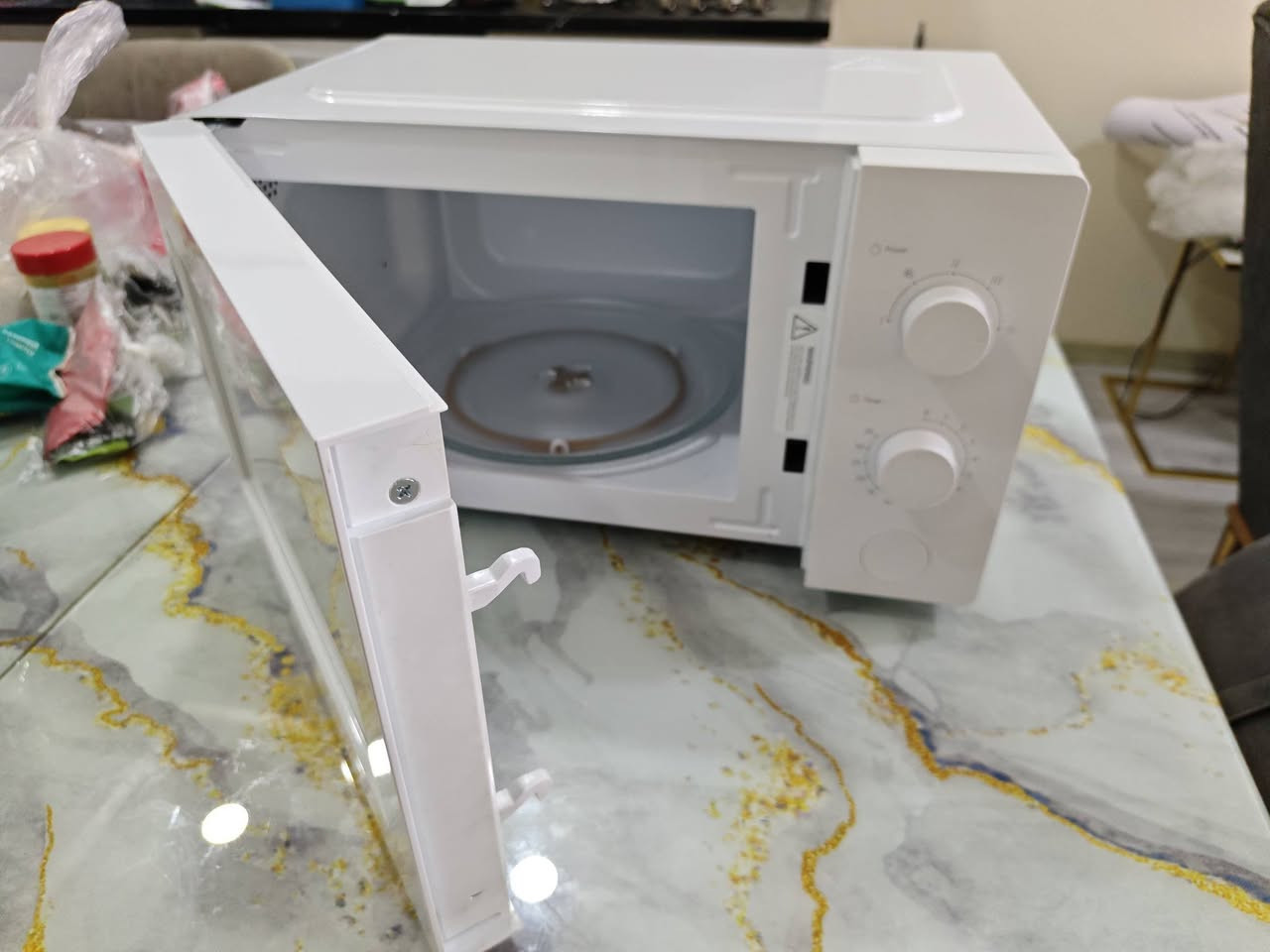 ئامێرێکی خواردن گەرم کردنەوە
Xiaomi Microwave
قەبارەی L20
700W کارەبا کەم بەکار دەهێنێت
زۆر تازەیە یەک مانگ ئیشی کردووە

بۆ فرۆشتن 45،000 تەنها بۆ هەولێر گەیاندنی نییە


**إذا كنت صاحب هذا الإعلان وتريد حذفه لأي سبب، رجاءا أرسل رسالة إلى الدعم الفني**