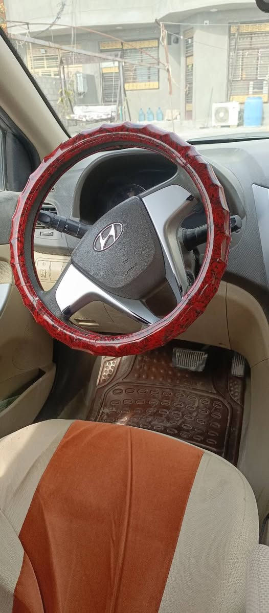 السلام عليكم
سياره اكسنت مديل 2014
خليجي بيه صبغ احزام جراد بس
مكيه 1600
كير مكينه نظيفات على الفحص
تخم تاير جديد
مكان السيارة الديوانية 
السعر ٩٥ وبيها مجال
الاتصال وواتساب
***********
***********
ابو علي
