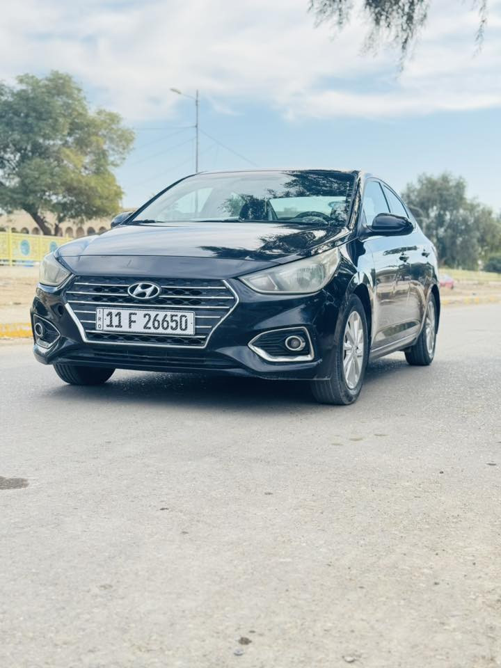 السلام عليكم 
هونداي اكسنت امريكي 2019 
كلين كلين تايتل بدون حادث 
مواصفات نص فول 
 كير ايتي 

1فول تحكم ستيرن 
2شاشه لمس كامره دواره 
3داخل لونين 
حساسات خلفيه 
5جام كهرباء 
6كشافات 
مكينه 1600 GDi
ماشيه 90 حقيقي

السياره بسمي رقم بغداد بدون حادث كلين حداديه وتبريد ومكينه وكير كفاله هزه جديده السياره ع وضع الشركه داخل وخارج بغداد المحموديه السعر 107 مجال بسيط ***********
