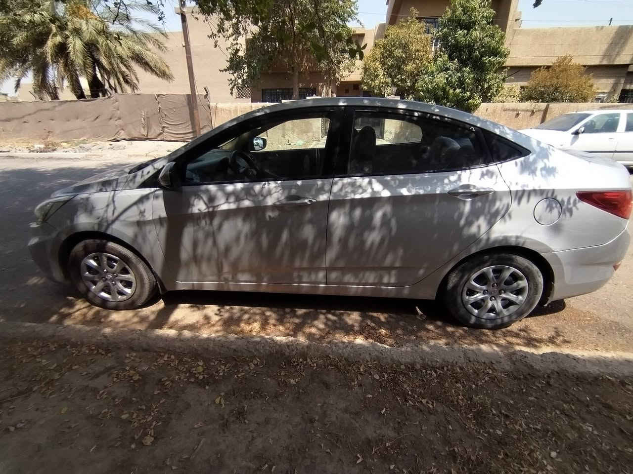 اكسنت ١٤ خليجي محرك ١٦٠٠ كير جيد السياره مصبوغه حزام صدر جيد تايرات جديده السعر ٧٨ موبايل ***********
