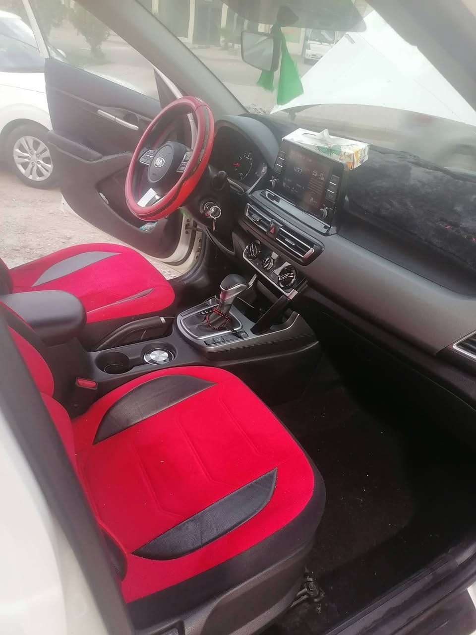 سلام عليكم
كيا سليتوس موديل ٢٠٢١ وارد كندي كلين داخله تقرير تعمل وتسير رقم بغداد انگليزي سنوية بأسمي ماشيه ٥٣ الف ميل بدون لا ضربه ولا صبغ ولا بارد حته الدعاميات مكفوله كفاله عامه عله وضع الشركة محرك ٢٠٠٠ دوش دفع رباعي للبيع او مراوس مكان السيارة ناصرية حبوبي 
السعر ١٦٨
رقمي *********** واتساب موجود
