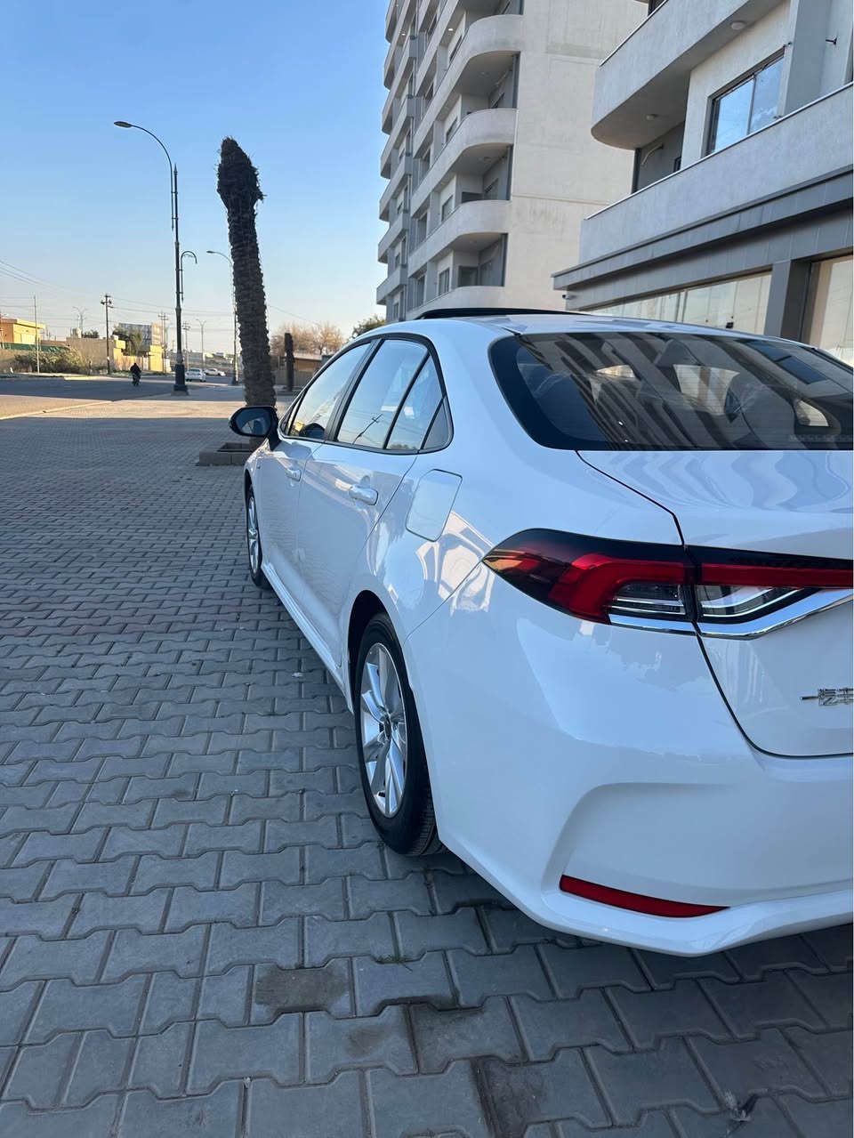 كرولا هايبرد شكل خليجي فول مواصفات صفر ماشي ٢الف كيلومتر رقم جاهز دفتر بانزين بيه 
سيارة بدون شخط بدون رضعة كل شي مابيه 
سعر ١٦٦ $
***********
*********** كركوك, العراق
