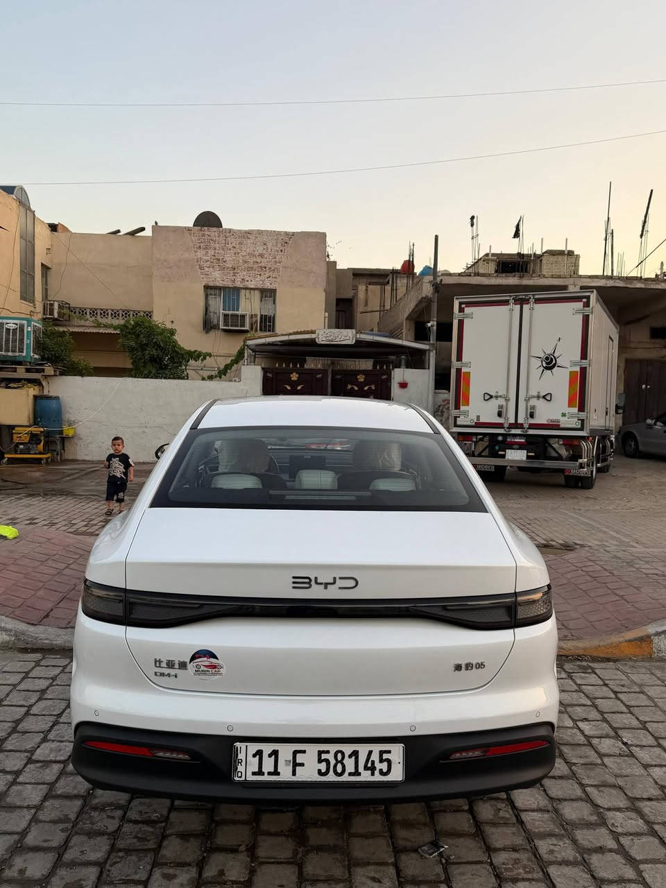 سلام عليكم سيل فايف ماشيه الفين بعدهه زيرو مكفوله كفاله عامه من الزلغ ميحتاج اذكر تفاصيلهه معروفه مواصافات السيل فايف مكاني جميله سعرهه 19800 ماكو هيجي سعر وهيجي مشي واذا اكومراوس ب دستروي بعد احسن ***********
