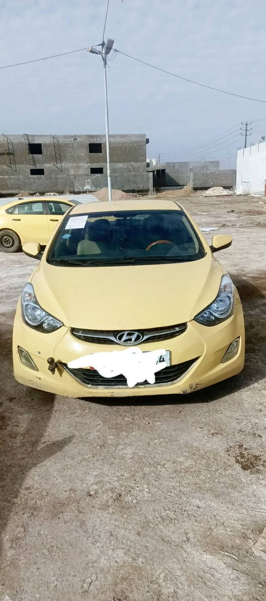 سلام عليكم سياره النترا امضلع موديل 2012 رقم انكليزي هزتها جديده رقم اديالى سياره خير من الله وارد امريكي حادثها بس بنيد خارجي محرك و كير مكفولات كله ليبل واحد منضومه تبريد جديده محرك دوش مصفره هيئه و اي غرامه عليها اني ادفعها زائد شاشه و كامره و تحكم استيرن بكان لسياره اديالى الخالص لسعر 100ورقه وبيها مجال حق جيتك و اي استفسار اتصل عله هاذ لرقم ***********
