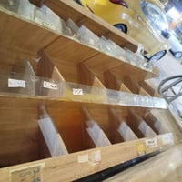 رفوف • عدد ٢