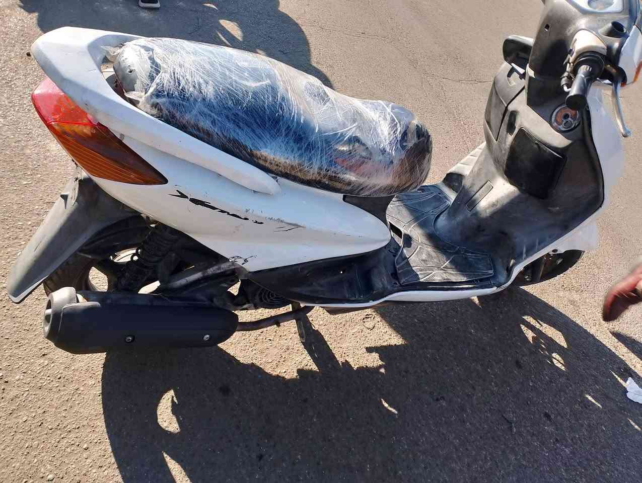 السلام عليكم سكنس نثيه 110ياباني ستان كهربائية نضيفه 500بيها مجال بسيط بلديات  الصحفيين شراي ٱتصل ***********
