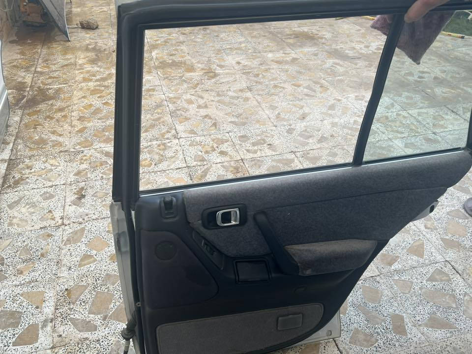 سيستم ارنب 9قطع وارد يابان ستيشن طويله حاويه شرط زيرو  ابيض صدفي محجل سعر القطعه 100 أبيعه كامل ***********
