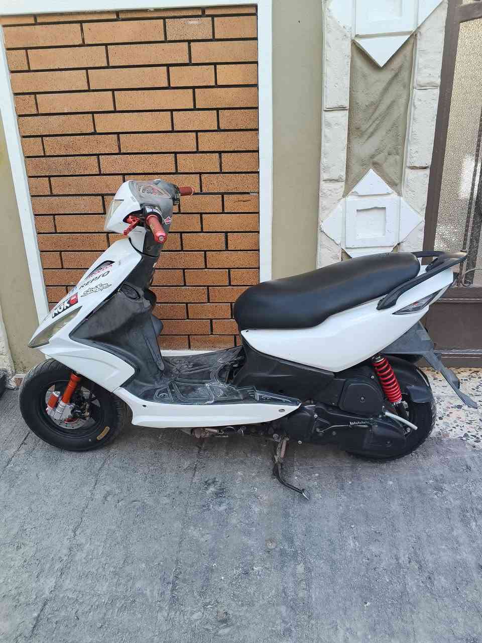 سلام عليكم دراجه ماكس مضلع بوشه بلاديه دراجه نكره سلف بدايه صوت زنجيل بل مكينا دبلات امامي مشمشي رياضي ديدات رياضي مقبض رياضي صالنصه اف ام رياضي شلعه ومعدل قفل جنطه كهربائيات شغاله سعرها مفتاح نسختين راح يكون سعرها 450 مكاني الدوره لتواصل ***********
