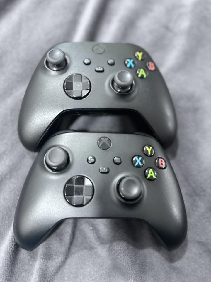 جهاز XBOX SERIES X جهاز استعمال قليل وياة ملحقات كاملة من جوستك عدد2 اصليات وبطاريات
ويوبي اس1500
وستاند اكس بوكس ومبرد وشاحن و سماعة رأس
محيطية
للتواصل على الرقم التالي: ***********
العنوان الانبار الرمادي📍
