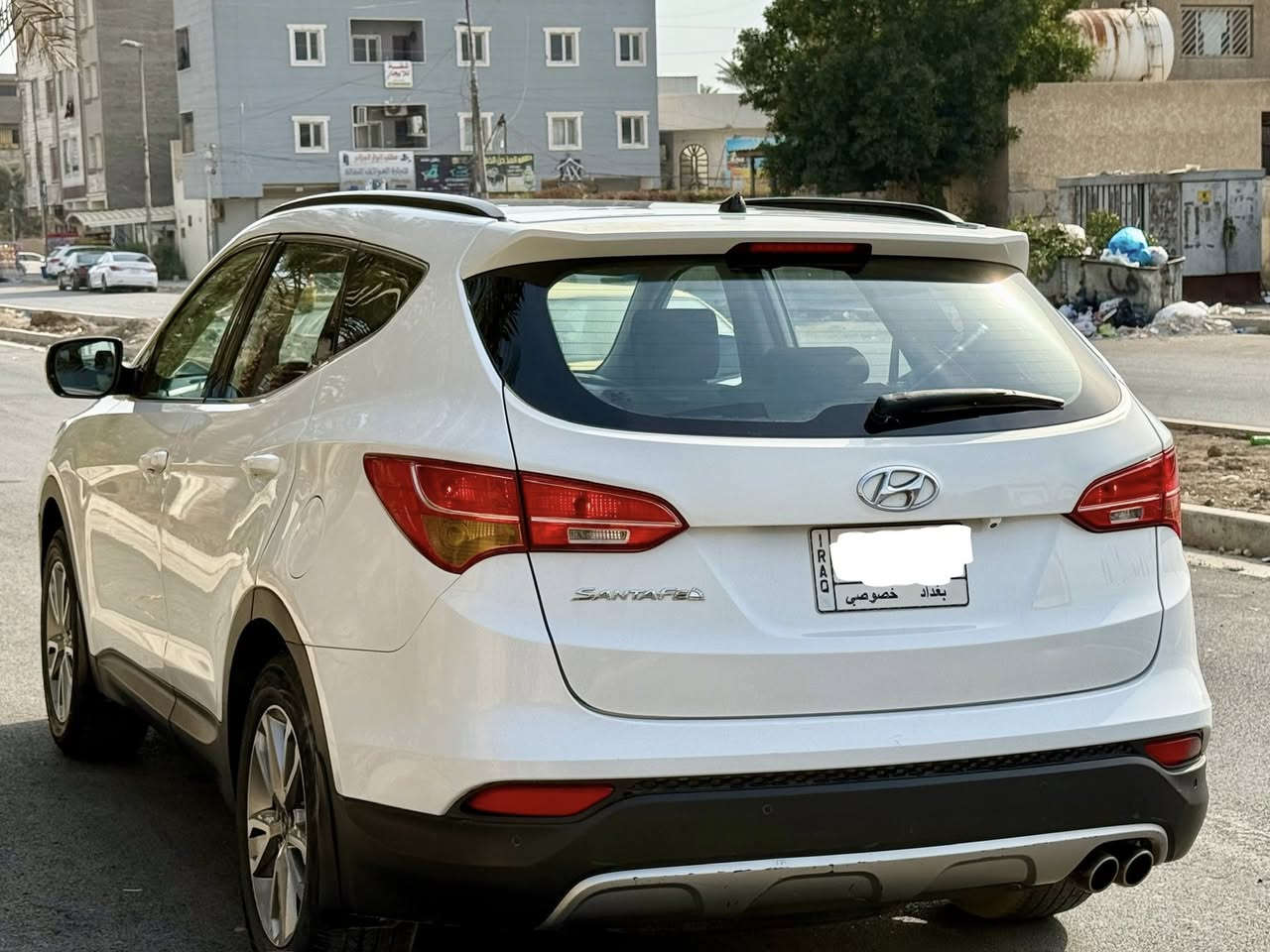 سنتافيه 2017
خليجيه بيهة جاملغ الخلفي جهة السائق صبغ فقط اثر شخوط 

فول مواصفات 
بنرامه 
سبعه راكب 
شاشه تحكمات ستيرن 
مكينه 2400  سته سلندر دوش 
تبريد ثلج 
تخم تاير 
صدر جديد 
مكينه كير جاهزه 

رقم بغداد مشروع وطني تحويل ثاني يوم 
عنوان بغداد شارع فلسطين 
معروضه 162
 ***********
