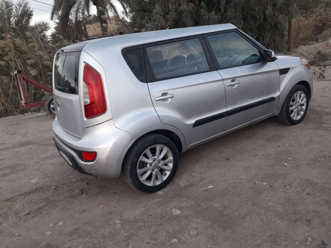 سلام عليكم صول موديل ٢٠١٣ سلفر رقم انكليزي باسمنا بيها مكانات صبغ محرك ٢٠٠٠ دوش جديد   السعر ٩٠ دولار مجال بسيط..مكانها الحلة..تلفون ...***********
