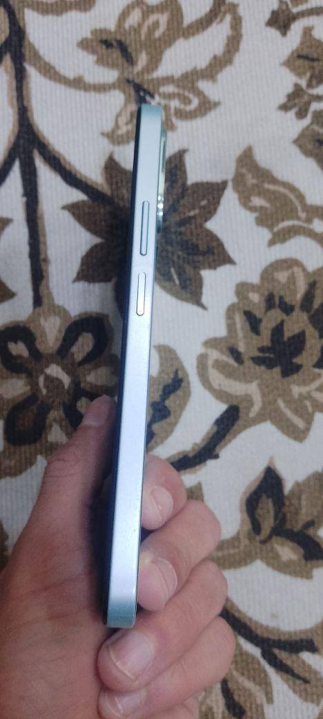 السلام عليكم هونر x6s جهاز جديد يدعم ميزه الذكاء الاصطناعي كلشي مامستبدل بي ذاكره٢٥٦ ببجي ٤٠فريم جهاز حلو مرتب مراوس بايباد ٩ذاكره 64 مكاني بغداد الغزاليه الاتصال ***********
