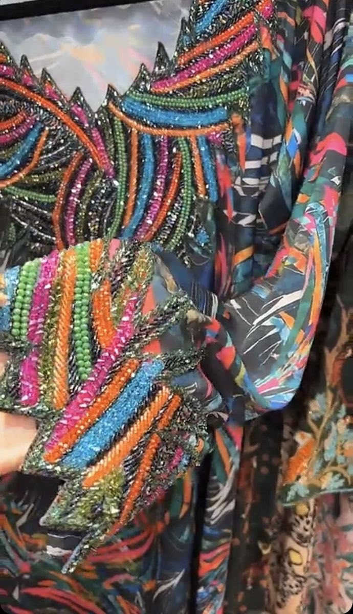 هلاو بنات حبيباتي چنتہ ساده البيج مالتي ورجعت فتحته هسه ف جبتلكم مخاور تموت وحبيعهن بَسعر جمله اريد اكسب زباين 🥹🫶🏻حته يرجع يشتغل البيج سعر القطعه 14 تابعوني انستا حمست بقيه وحجز هم هناك ح اخليلكم رابط حسابي ب تعليقات


**إذا كنت صاحب هذا الإعلان وتريد حذفه لأي سبب، رجاءا أرسل رسالة إلى الدعم الفني**