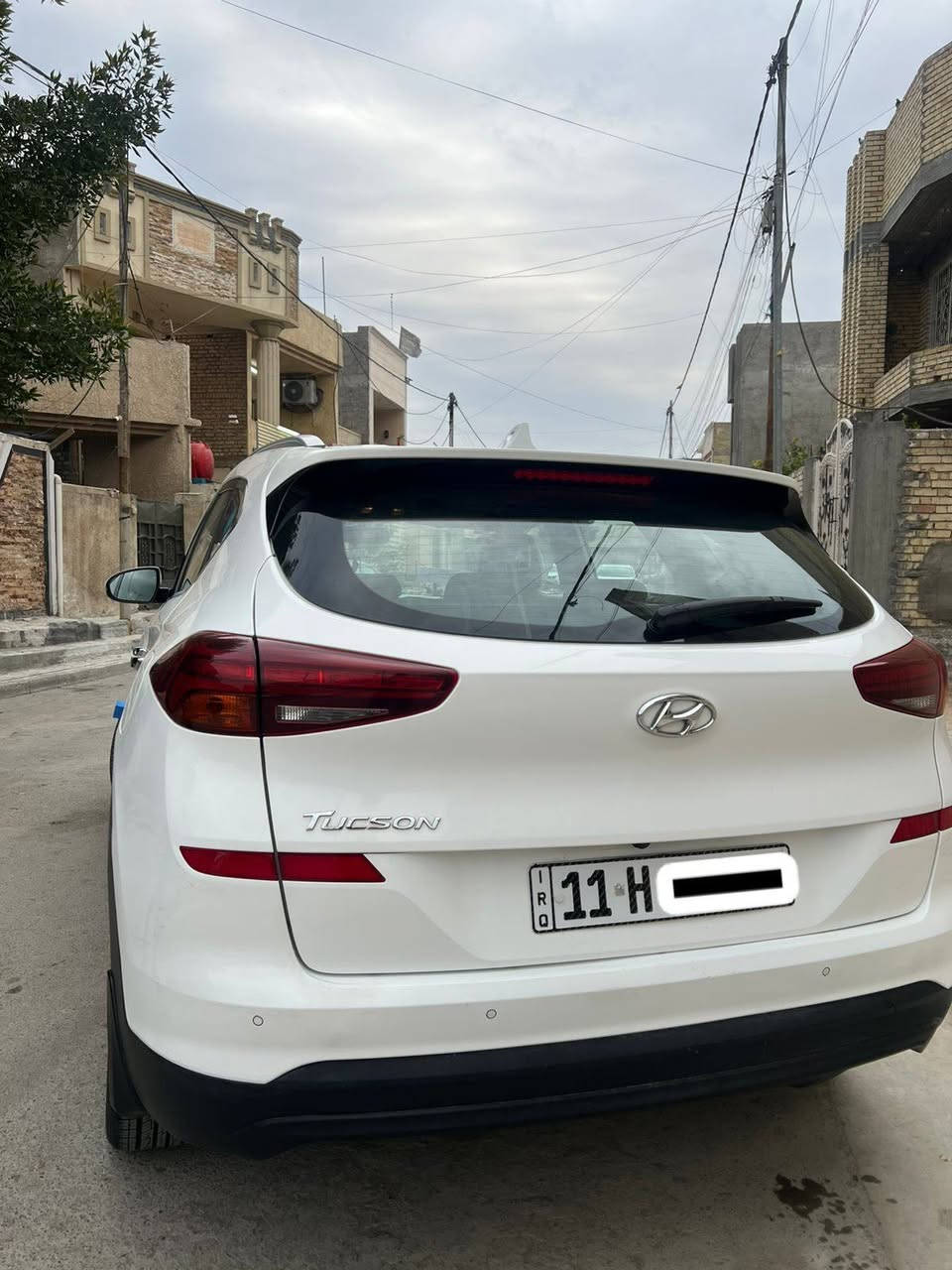 ضمان شركة ( الكاصد )
موديل ٢٠٢٠

فوووول مواصفات ١/١ عدا البانوراما فقط

⬅️حتى نظام تشغيل عن بعد  قليل بتوكسان موجوده بيه بلادية

ومعروفه الكاصد كلشي بلادي ماكو اي عمل بيه كلشي بيه بلادي
⬅️رقم بغداد الدولي الجديد
 مشروع وطني 
ماشية 39 الف كم فقط
السيارة ب اسمي 
وقبل ايام داخلة هزه 
يعني من كلشي كاملة الياخذه مجرد تحويل ثاني يوم

⬅️السيارة مكفوله كفالة عامة

⬅️السياره فول كوري اصلي 
جديدة حتى الغراض والعدة  كلهم بعدهم بنايلون الشركة 
 مال سيارة   تخم تايرات كامل جديد
 حتى البصمة الثانية  بعده بنايلون الشركة ممستخدمة
والاسبير المقدس منازل

مواصفاته /
(تشغيل عن بعد)
بصمة تشغيل
بصمة ابواب
خمس عدسات
٣ انضمة قيادة
٢ كرسي كهرباء
أريل نفكيشن
شاشه أبل كار بلي البلادية مال كاصد
الداخل كشنات مخمل بعدهم بنايلون 
شاحن واير ليس
٢ لدات امامية 
ثلاجه بلجكمجه
محرك ٢٠٠٠ دوش
اي بي اس
فول تحكم ستيرن
الدوسات علامة توكسان 
حاجب نهاري
كشافات زينون
الدشبول والغرفه الداخلية كله فايبر كاربوني
حساس امامي
حساس خلفي
كاميرا خلفية دوارة
مري شفط ويا القفل
سايد بريك بلرجل 
نضام ترحيب
ويل ١٨
مخرج Aux 
مخرج usb
لد امامي 
لد خلفي
مثبت سرعة
اشاير بلمري
يدات نيكل 
قطعتين تبريد

⬅️والسيارة ع ايد وحدة من طالعه من الشركة 

⬅️ضمان شركة الكاصد بعده النايلون بلسيارةالفابلون على السيارة الخارجي والداخلي بعده موجود ب اكثر السيارة والاسبير اكيد منازل    

مكان السيارة بغداد الكرخ 

الاستفسار 
***********
*********** واتساب
