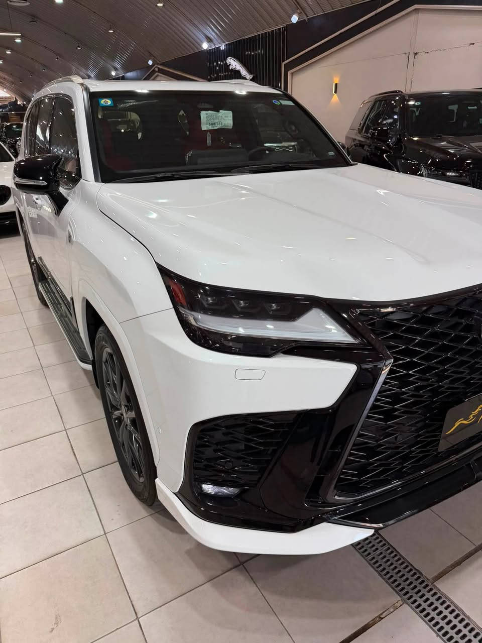 Lexus LX 700h – F SPORT 
موديل 2025 | وكالة SAS
العداد 5،000 كيلو
رقم بغداد 

فخامة هجومية بتوقيع لكزس 
فئة F SPORT – إصدار F1 الرياضي
داخلية جلد أحمر فاخر
أنظمة قيادة ذكية + شاشة ضخمة
نظام صوتي فاخر بـ 25 سماعة
أبواب شفط كهربائية
محرك هجين (Hybrid) – أداء عالي واقتصاد ذكي

للاستفسار يرجى الاتصال على الأرقام التاليه 

***********
***********

شركة عدي البلداوي للتجارة السيارات

العنوان : بغداد الكاظمية معارض جكوك قرب مرور الكاظمية
