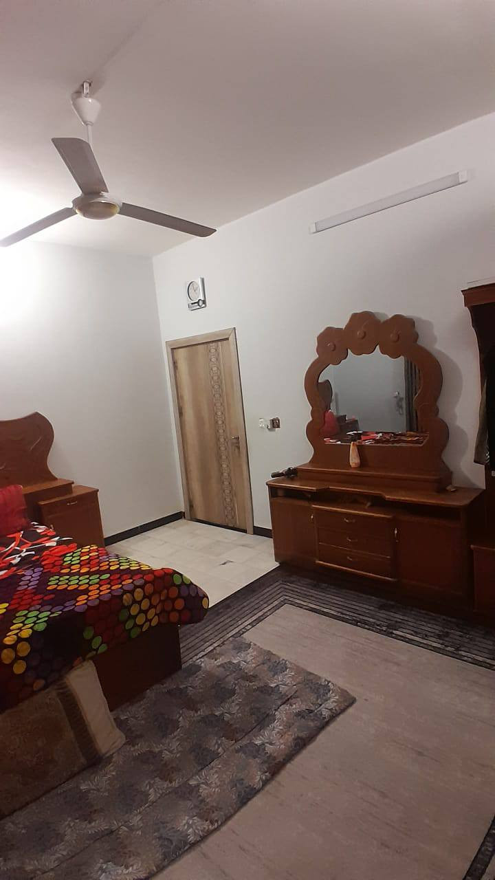 دار للبيع
المساحه 250 
العنوان : التقيه الثانيه شارع المستوصف
البيت طابقين
الطابق الاول استقبال مطبخ صاله وغرفتين
الطابق الثاني صاله وغرفتين
للاستفسار عن طريق الخاص
او الرقم ***********
