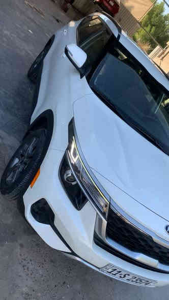 كيا سلتوز 2021  رقم بغداد
محرك 2000 دوش
موصفات S نص فول
ماشيه75 الف كيلو متر 
نضيفه السياره على وضع الشركه 
وحادثها موضح بالصوره جدا بسيط وبدون ايرباك
سعرها165 
العنوان بغداد الدوره
***********
