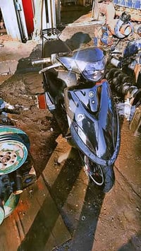 شباب دراجه ماكس للبيع دراجه يشتغل كهربائي مكان بغداد باب معظم550 07772...