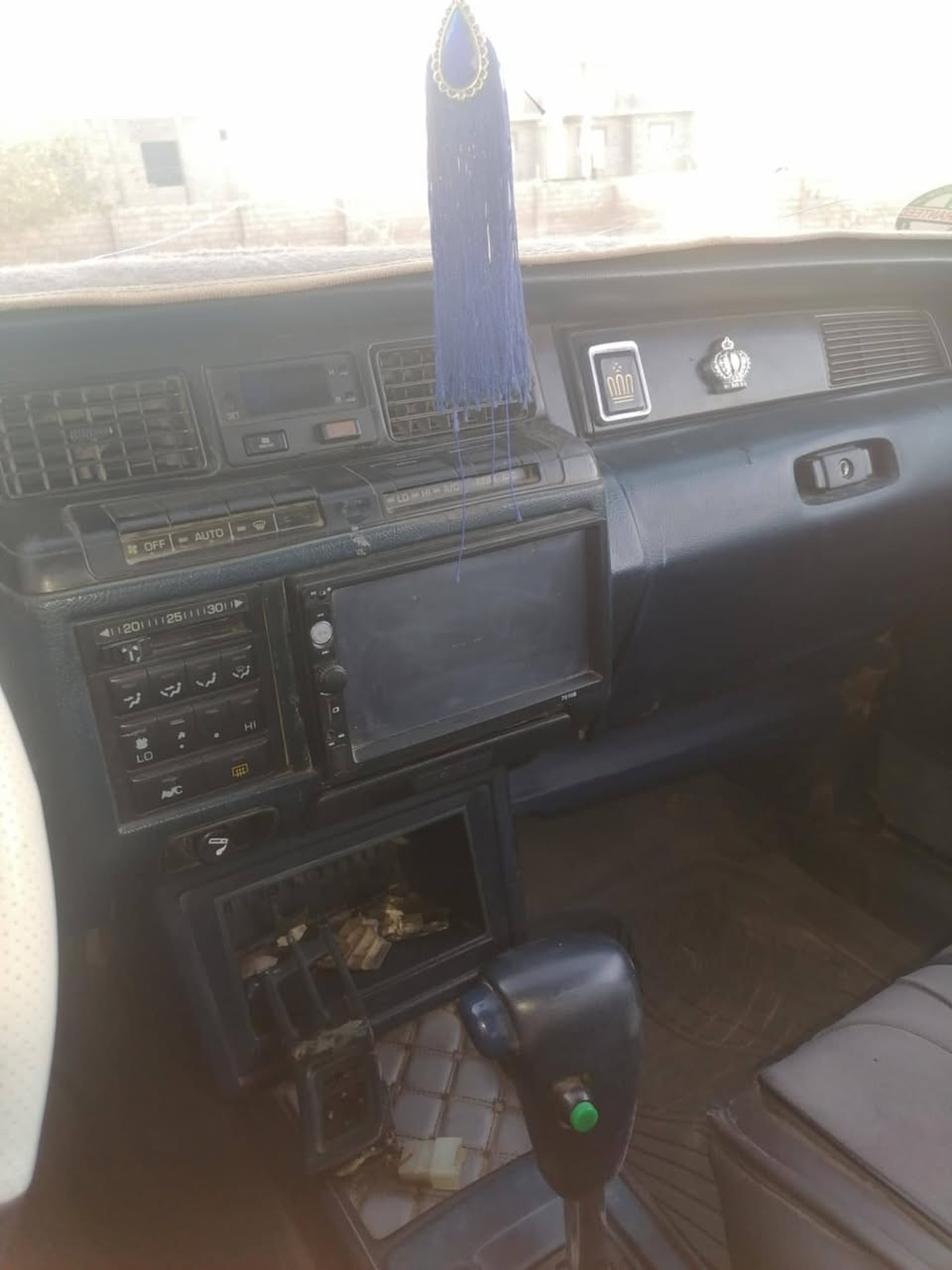 بعد التحيه والسلام
هارتوب يسار بلادي موديل 1991 محسن تنته  باسمي رقم انكليزي سنويه نافذه ل 2029 تبريد تدفئه محرك كير بطه صدر سياره جاهزه السعر المطلوب 47 وبيها مجال  
تواصل اتصال فقط. *********** المكان الشرقاط
