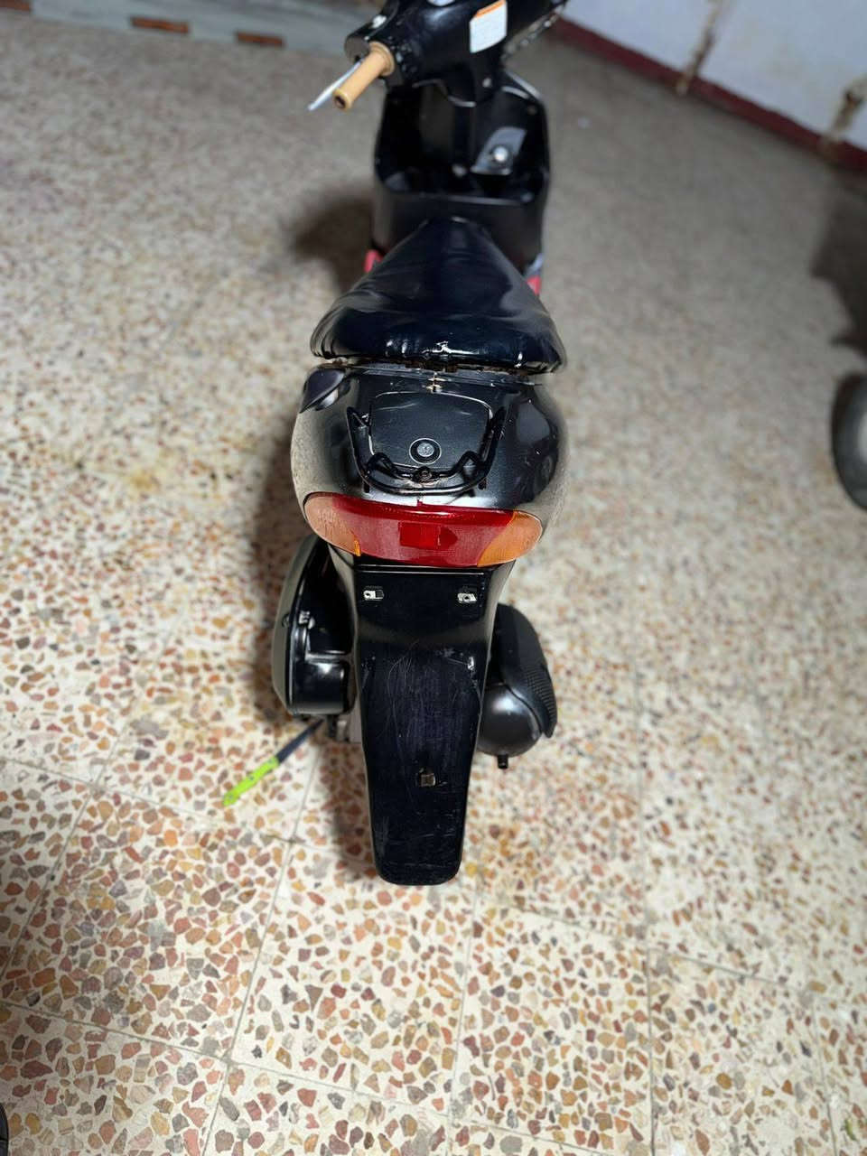 سلام عليكم
دراجه سازوكي جنطه للبيع دراجه نضيفه وناعمه شغاله نكرة سلف وهندر اوراق مفتوحه مره وحده السعر 325 وبيها مجال للشراي 

***********
