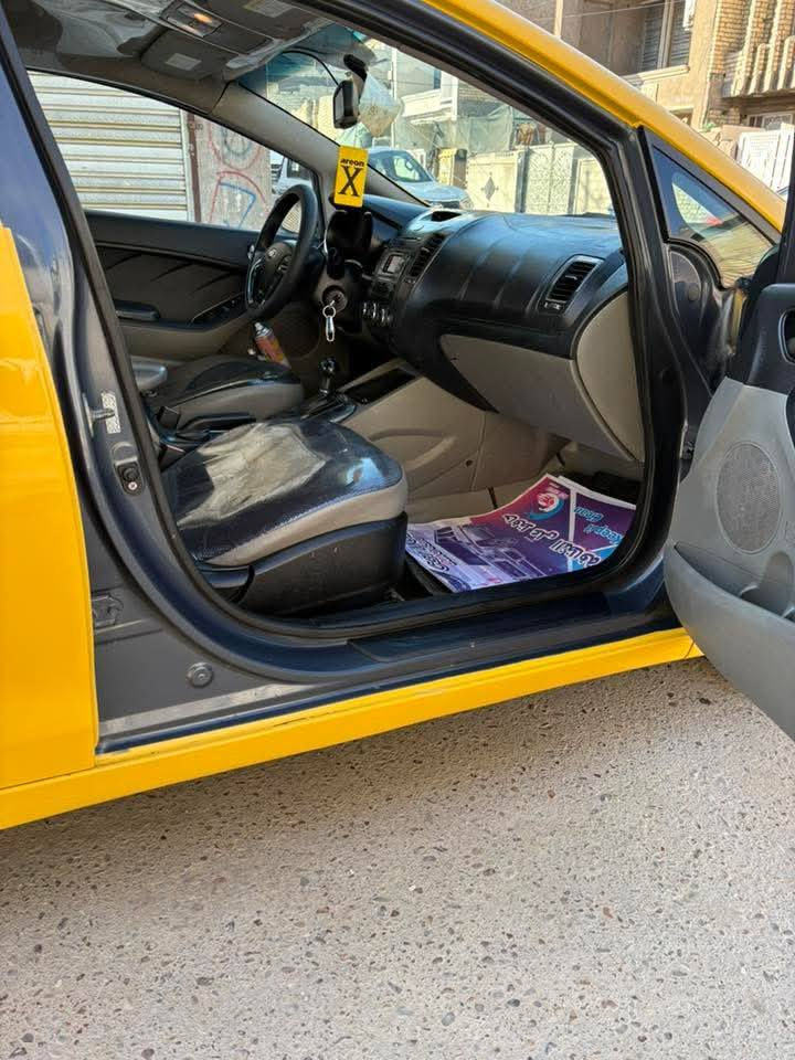 السلام عليكم فورتي موديل 2015 وارد امريكي سياره ليبر واحد ما عده بس البنيد مبدل محرك دوش 1800 صور الحادث مع منشور تخم تاير شاير بالمرايا تحكم ستيرن جيهتين دوشمه دلو جديد تبريد شغال حداديه جديده  مكاني بغداد سعر 103 رقم تلفون ***********
