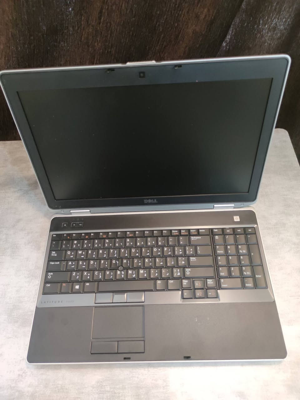 لابتوب من شركة Dell
المعالج  cori7 3520M 2.90GHz
الرام 4كيكا قابل للتطوير 
الذاكره 500 HDD كيكا قابل للتطوير 
حجم الشاشة كبير 15.6 انج
كيبورد ضوئي عربي انكليزي ليزري 
كارت منفصل نوع نفيديا NVS 5200M
كارت داخلي نوعIntel(R) HD Graphics 4000
متوفر توصيل لجميع محافظات


**إذا كنت صاحب هذا الإعلان وتريد حذفه لأي سبب، رجاءا أرسل رسالة إلى الدعم الفني**