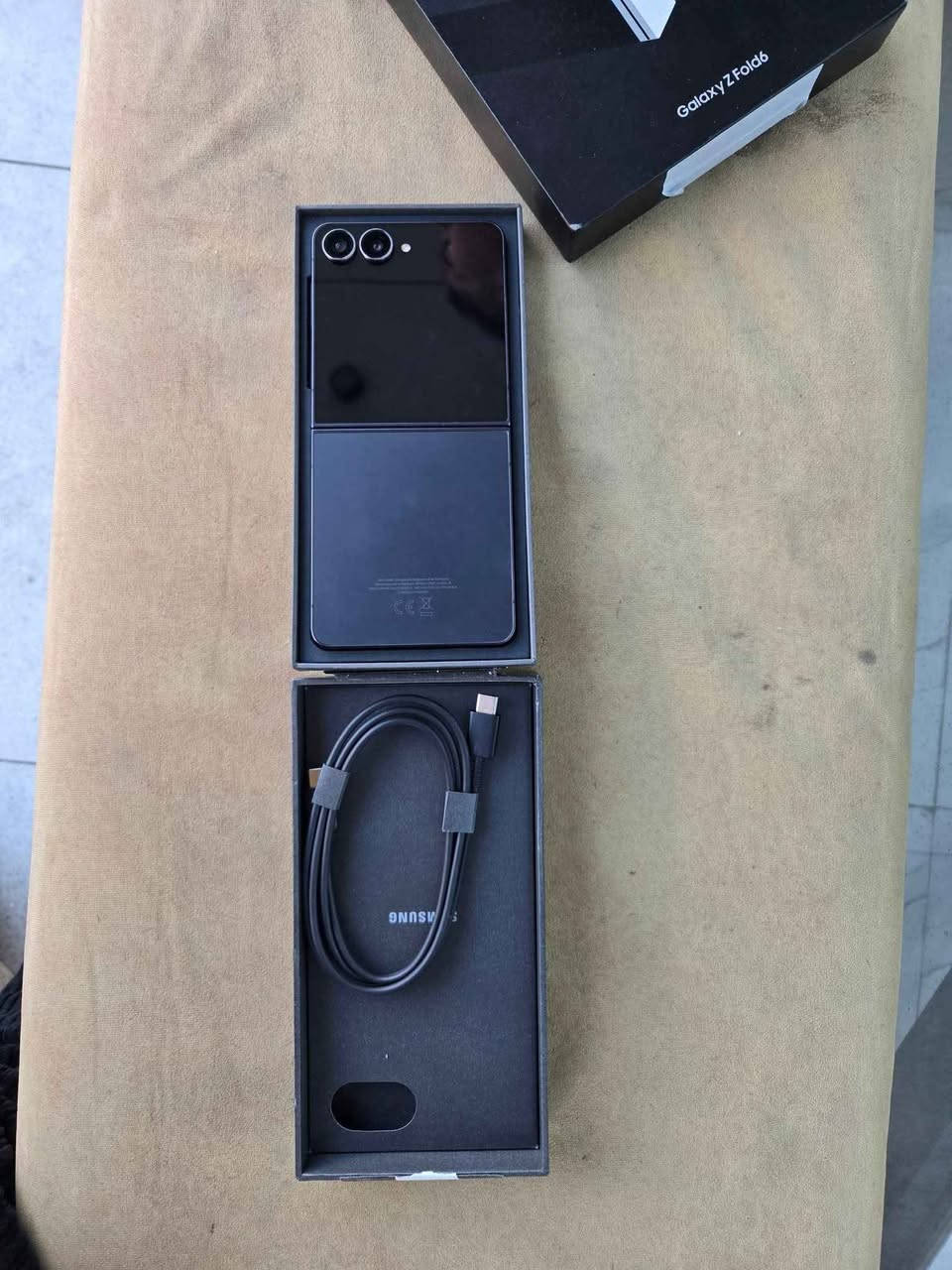 Samsung Z Flip 7 |Ram 12| 512 Gb |
 گەلەکسی فلیپ 7، شتێکی زۆر پاک و جوانە 99.99% خاوێنە کامل
 ئەشیایە زەمانی شاشەی و جیهازەکەی هەیە تاوەکو ساڵێک و نۆ مانگی تر
نرخی گونجاو

مشتەریت مەسج بکە
یان تێل بکە
0772 649 80 89 السليمانية, العراق
