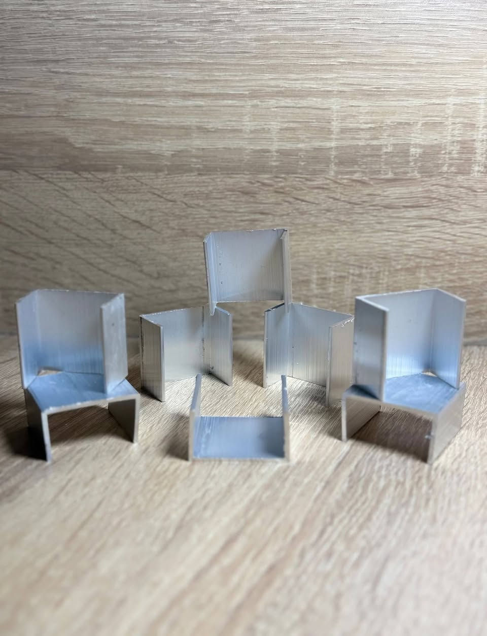 السلام عليكم ورحمة الله وبركاتة.... يو كاونتر طول الكصه 3.5 سم سعر ال500 قطعه ب 29 الف و 3 سم سعر ال 500 قطعه ب 27 الف وطول 2.5 سم سعر ال 500 قطعه ب 23 الف للتواصل.... ***********
