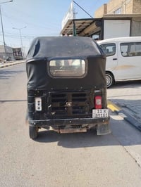 تكتك 17 شهر 11 للبيع كبل تطلع بيهه للشارع بيهه بس اخياسات 07715080468