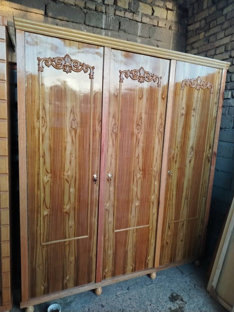 سلام عليكم كناتير تفصال شغل ثقيل الاسعار مناسبه للستفسار *********** اتصل او مراسله واتساب ونشتري غرف النوم والكناتير المستخدم عمارة, ميسان
