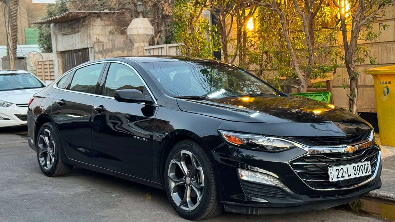 ماليبو 2023 LT  لون اسود (نظيفه جداً )
ماشيه 51000 كيلوو ✅

ترقيم جديد ( اربيل )) 

الضرر// فقط بدون دواخل ولاشواصي ولالغود
جاملغ يمين وباب الراكب والي بعده ✅ 
 ٤ قطع صبغ ✅

المواصفات  LT

🔴بصمه ابواب جنطه /تشغيل عن بعد 

🔴 نقاط عمياء / رادارات امامي خلفي 

🛑محرك 1500 توربو  / قياده ذاتيه

🔴سايد بريك بصمه / مانع انزلاق

🛑لدات اماميه نهاري / حساسات خلفية

🛑 اوتو بريك /توقف ذاتي عند الاقتراب 

🛑كشنات تدفئه + كهرباء 

🛑تبريد مناخين منفصل SYNC

🛑تبريد قطعتين امامي خلفي 

🛑شاشه كبيره تدعم كاربلي/خرائط Gps

🛑كامره خلفيه / كروز مثبت سرعه

🛑شاشة ضبط واعطال بل دشبول

🛑منافذ USP/ 12V /Tip

🛑حساس اطارات / 4 دسك/ Abs

📍:— بغداد / حي الجامعه 
للبيع 12000$ وبيها مجال 

📞:— ***********
