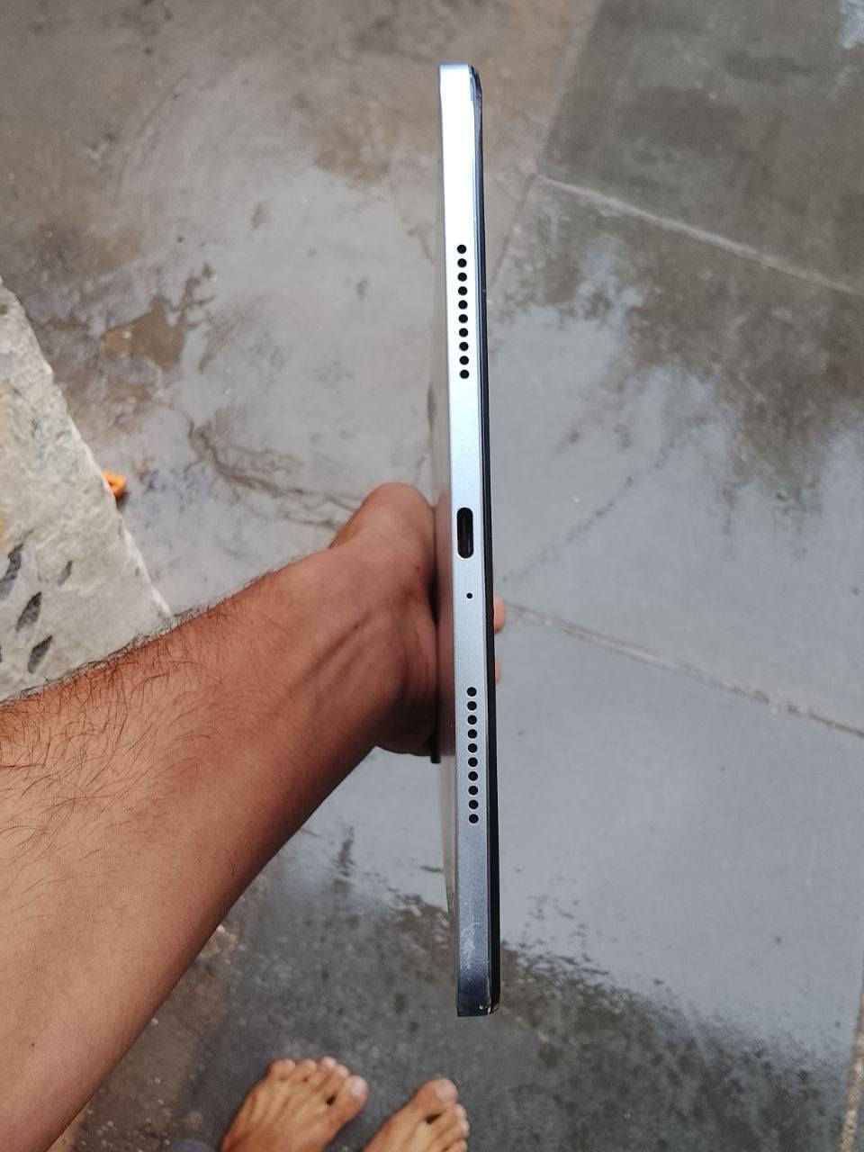 ايباد للبيع مكاني البصره للاستفسار واتساب *********** سعره 240 مجال حك الجيه ال مو شراي لا يتعبني
