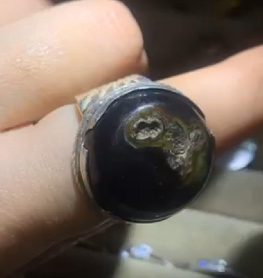 عقيق اسود قديم مصيوغ فضه
قطعه نادره 
يوجد توصيل


**إذا كنت صاحب هذا الإعلان وتريد حذفه لأي سبب، رجاءا أرسل رسالة إلى الدعم الفني**