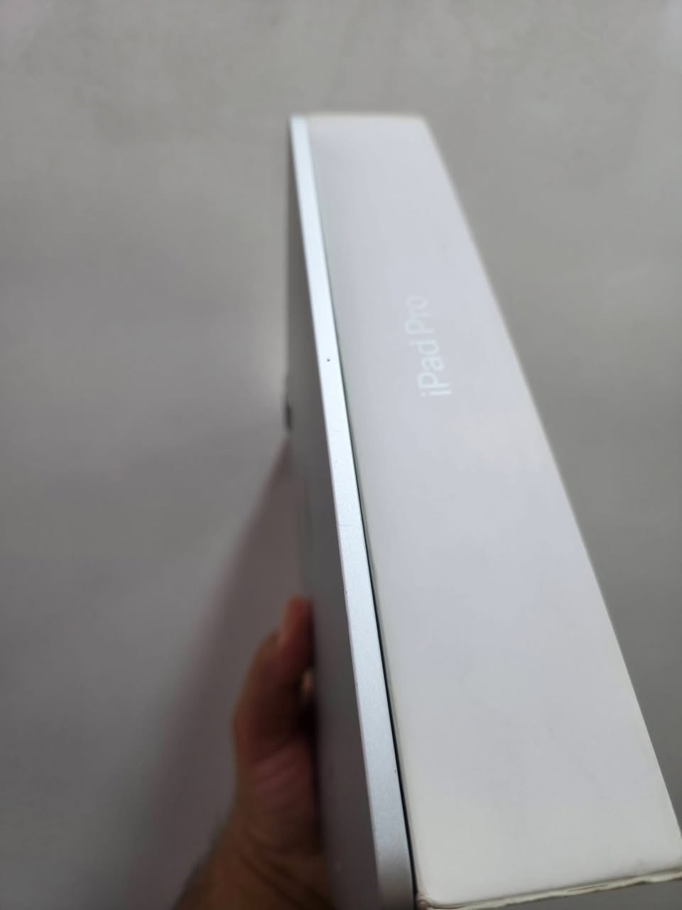 ايباد 11 برو
معالج M2 

ذاكرته 256 

مكفول من فتح وصيانه 

بطاريتة 91

نظافة 💯 ب 💯 

للبيع فقط مكاني الرمادي

سعره 650 قفل

***********
