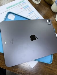 ايباد 11 M4 كارتونته موجودة  ذاكرة 256  بطاريته 93 عدد دورات الشحن 186...