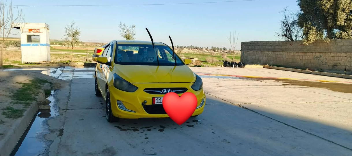 اكسنت مديل 2013 أمريكي 
داخل لونين تبديل فقط بوند باقي السياره كود واحد 
رقم بغداد مسطره بأسمي 
طخم  وره كدام جديد
طخم تايت جديد ابو خط 
كير شرط محرك شرط
 سستم سمعات جديد 
سياره مال رزق السعر  83 وبيها مجال الشراي يتصل
 *********** بي واتساب
