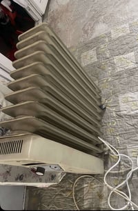 صوبه زيتيه للبيع السعر ٥٠  المكان السيديه  التواصل ٠٧٧٠٩٤٤٥٧٧٧