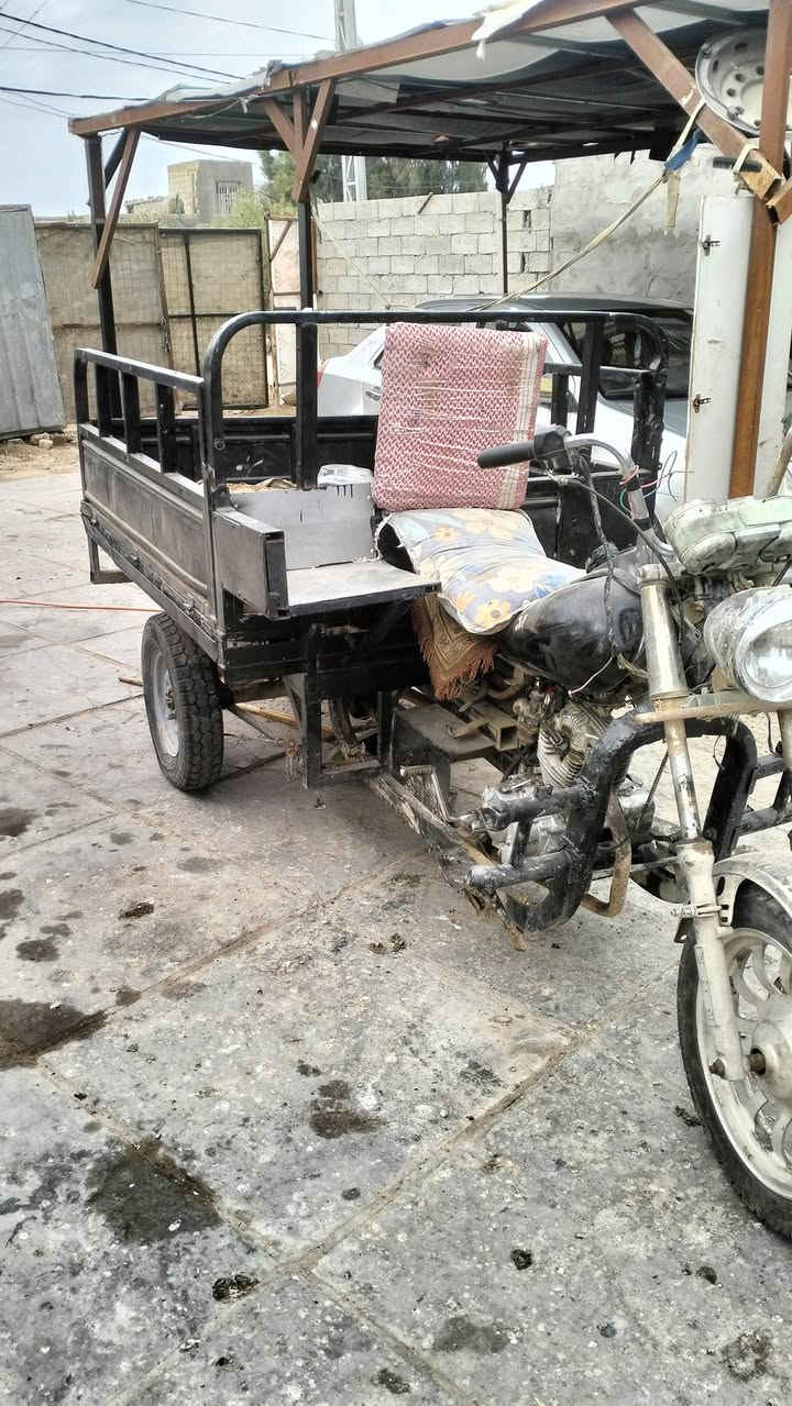 السلام عليكم اخوان ستوته موديل 15 اوراق ضايعه ستوته نظيفه بيها فطر صغير بالرقبه عنوانو 500 وبيها مجال ***********
