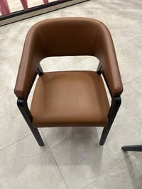 اثاث مطعم للبيع استخدم قليل (٠٧٧٣٩٦٥٨١٤٤)