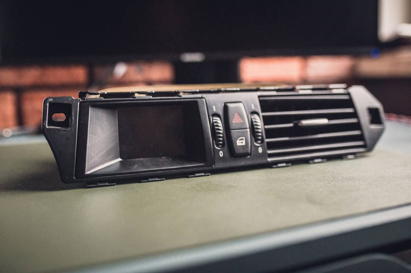 E60 VentGauge للبيع
جايني بالطريق الي يحب يحجز


**إذا كنت صاحب هذا الإعلان وتريد حذفه لأي سبب، رجاءا أرسل رسالة إلى الدعم الفني**