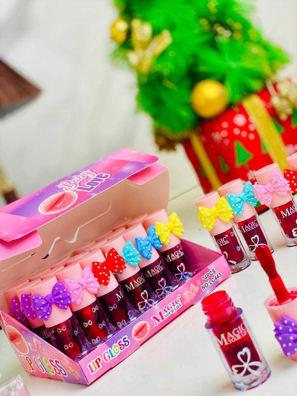 تنت فيونكة 💗 
للشفه والخدود🥺🎀
سعره هوايه مناسب بالنسبة لغيره🎀
قوامه خفيف 🤩
ما يطكع ولا يتكتل وسهل بالدمج 
ثابت جدا 🎀🐱
ما يقشر ولا يبس الشفة 🎀🎀


**إذا كنت صاحب هذا الإعلان وتريد حذفه لأي سبب، رجاءا أرسل رسالة إلى الدعم الفني**