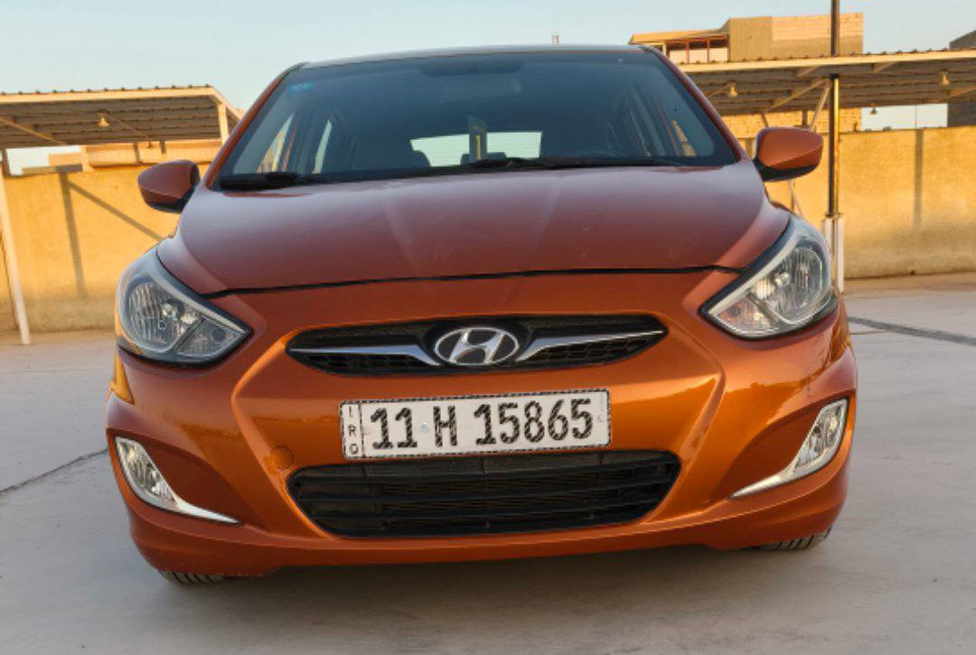 سلام عليكم هونداي موديل ١٦ سياره جاهزه من كلشي مكينة ١٦٠٠ بدون دواخل رقم بغداد 11 سعر 88رقم‏‏‪***********‬‏
