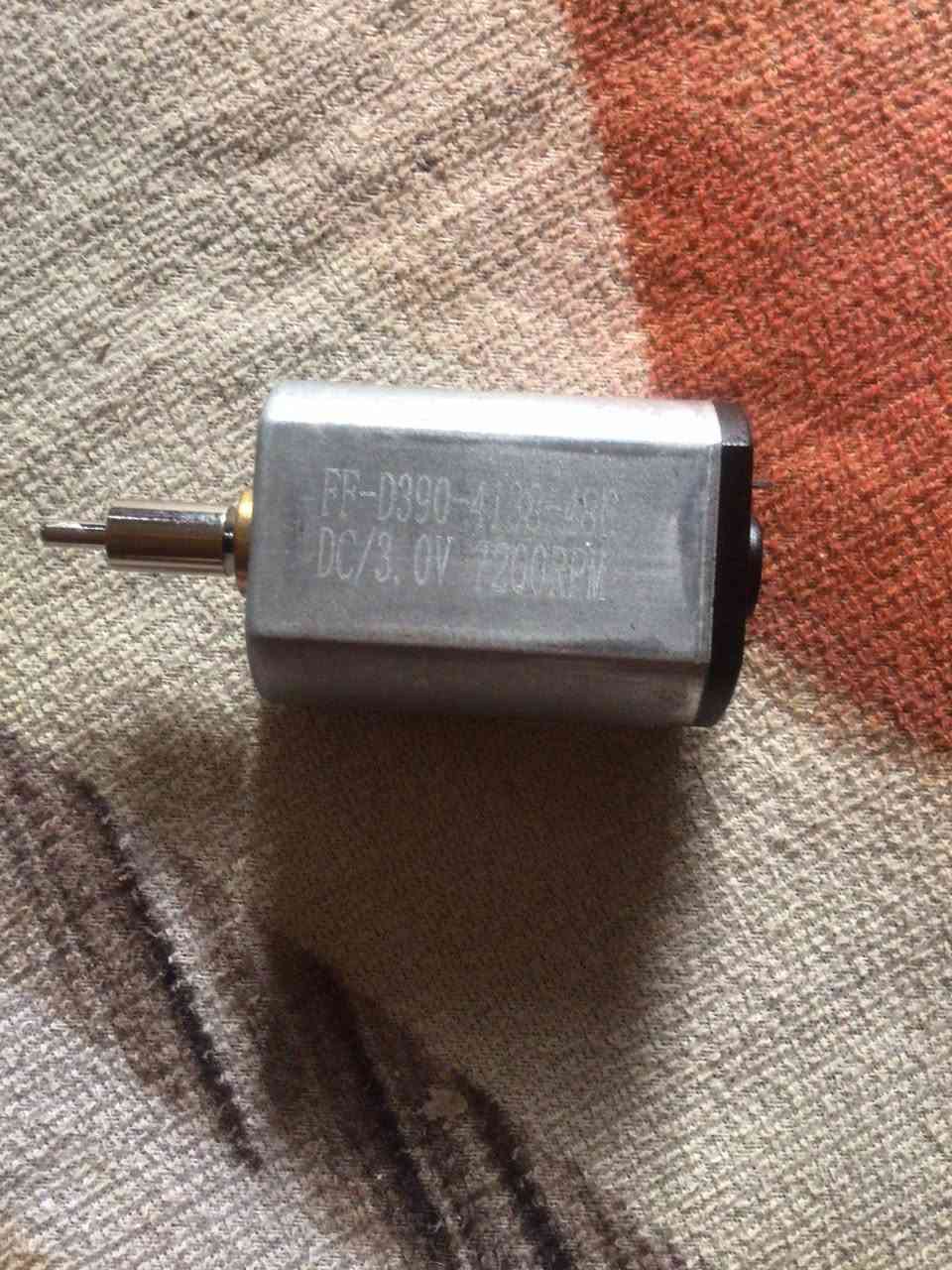 خمس قطع ماطور بهذا الشكل سعر القطعه ٣الف


**إذا كنت صاحب هذا الإعلان وتريد حذفه لأي سبب، رجاءا أرسل رسالة إلى الدعم الفني**