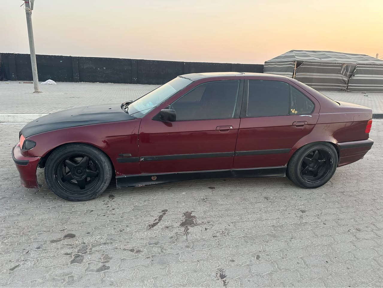 سلام عليكم بي امE 36 محرك مسكر كير عادي 
موديل 1995 تبريد شغال حداديه نص عمر 
كفاله من كصه ونقل اصوليه راعيه بل بصره مشروع وطني 
رقم بغداد تحويل من لبصره حلو سياره سعر38 ورقه 
مكاني بصره رقم*********** البصرة, العراق
