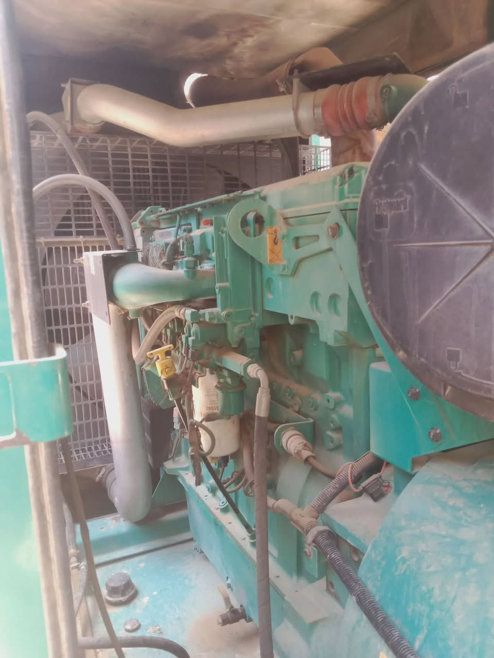 🚨 للبيع مولدة كمنز أصلية Cummins 🚨
✅ الموديل: QSX15-G8✅ القدرة الاحتياطية (Standby): 670 KVA✅ القدرة المستمرة (Prime): 595 KVA✅ كابينة كاتمة للصوت✅ بحالة جيدة وجاهزة للعمل✅ فحص وتجربة متاحة للمشتري✅ البيع على المعاينة الميدانية

📍 الموقع: كربلاء

📞 ***********📞 ***********

🔧 مركز الاعتماد الهندسي لصيانة المولدات ومحركات الديزل

للجادين فقط، المولدة جاهزة للفحص والتشغيل على أرض الواقع.

#مولدة_للبيع #Cummins #QSX15 #670KVA #مولدات_ديزل #كربلاء #العراق

