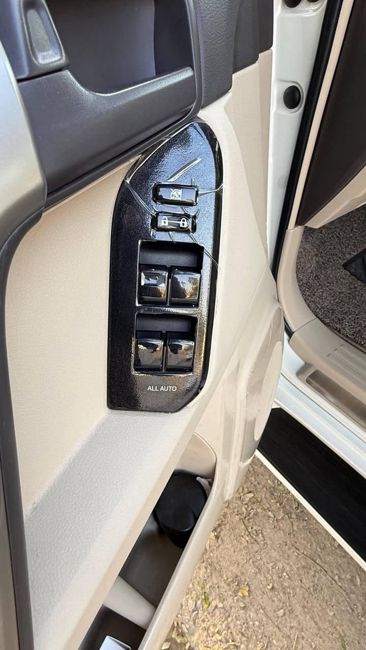 TXS 2023 SAS  مدنايت

ماشية 30 الف حقيقي 

مغلفة نانو سيراميك اصلي 

كفالة عامة من كلشي 

تبديل الدهن بشركة  ساز مجاني باقي 3 تبديلات  

سيارة بحالة الزيرو الزيرو  

رقم اربيل بسمي تحويل مباشر 

مكان السيارة - واسط الزبيدية 

***********
