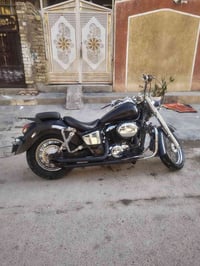 للبيع هوندا شادو 400cc كفاله عامه مرقم بغداد نقوصات بسيطه للأستفسار 07...
